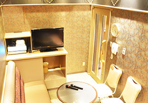 karaoke-room