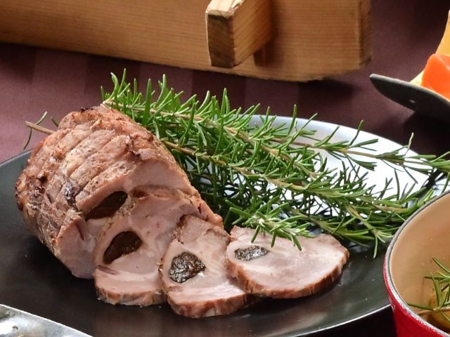 岩手県産豚肉のインヴォルテー二 マルサラソース