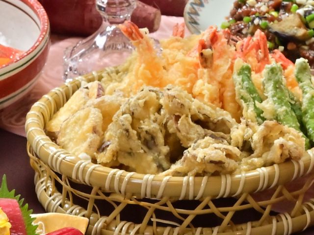 三陸産の天ぷら盛り合わせ